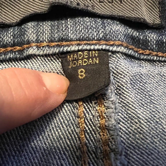 Nine West Jeans Classic Blue Stonewashed Straight Leg Jeans. Size 8 - Picture 6 of 6